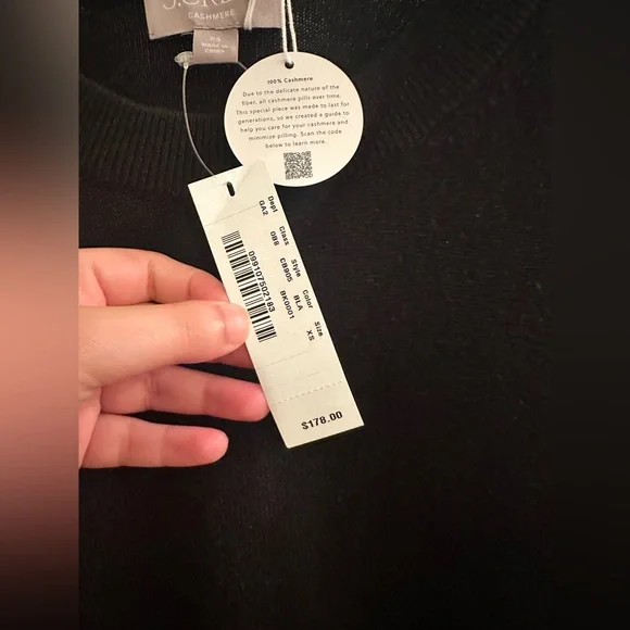 NWT J. Crew $178 100% Cashmere Oversized Crewneck Sweater Black XS (Fits S/M) - Picture 8 of 11